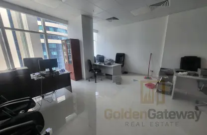 Office Space - Studio - 1 Bathroom for sale in Park Lane Tower - Business Bay - Dubai