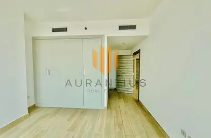 Apartment - 1 Bedroom - 1 Bathroom for rent in Bloom Towers C - Bloom Towers - Jumeirah Village Circle - Dubai