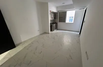 Apartment - Studio - 1 Bathroom for rent in Al Jurf 2 - Al Jurf - Ajman Downtown - Ajman