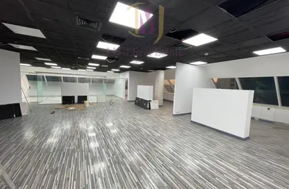مكتب - استوديو - 1 حمام للايجار في مركز الهرم - عود ميثاء - بر دبي - دبي