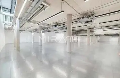 Full Floor - Studio for rent in Meena Bazaar - Bur Dubai - Dubai
