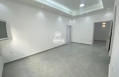 Apartment - 1 Bedroom - 1 Bathroom for rent in Shakhbout City - Abu Dhabi