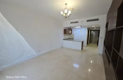 Apartment - Studio - 1 Bathroom for sale in Safeer Tower 2 - Safeer Towers - Business Bay - Dubai