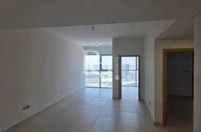 شقة - 2 غرف نوم - 2 حمامات للايجار في راديانت سكوير - مدينة الأضواء - جزيرة الريم - أبوظبي شقة - 2 غرف نوم - 2 حمامات للايجار في راديانت سكوير - مدينة الأضواء - جزيرة الريم - أبوظبي