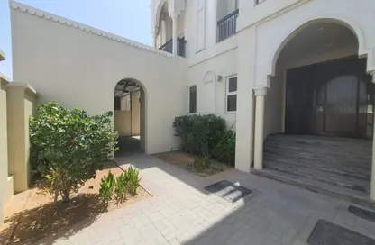 Villa - 5 Bedrooms - 5 Bathrooms for rent in Umm Suqeim 1 - Umm Suqeim - Dubai