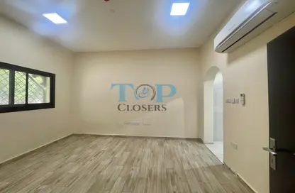 شقة - غرفة نوم - 1 حمام للايجار في المطوع - العين شقة - غرفة نوم - 1 حمام للايجار في المطوع - العين