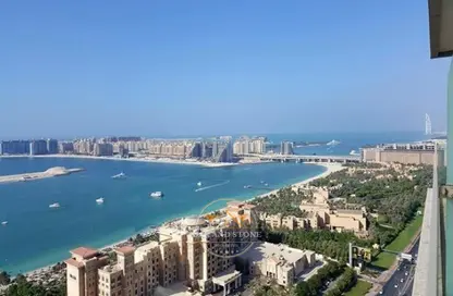 Apartment - 3 Bedrooms - 5 Bathrooms for rent in Ocean Heights - Dubai Marina - Dubai