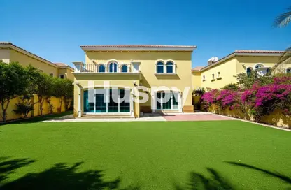 Villa - 3 Bedrooms - 4 Bathrooms for rent in Legacy - Jumeirah Park - Dubai