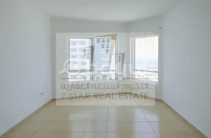 Apartment - 2 Bedrooms - 3 Bathrooms for sale in Al Khan - Sharjah