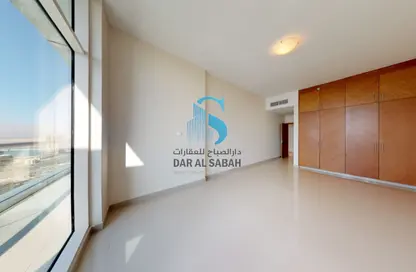 Apartment - 2 Bedrooms - 2 Bathrooms for rent in Golden Sands Tower - Al Nahda - Sharjah