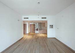 Empty Room image for: Apartment - 1 bedroom - 1 bathroom for sale in Waters Edge - Yas Island - Abu Dhabi, Image 1