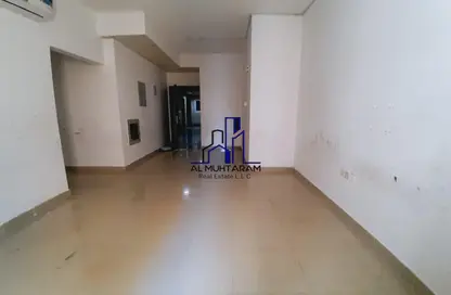 Apartment - 1 Bedroom - 1 Bathroom for rent in Bu Tina - Al Sharq - Sharjah