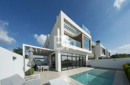 Villa - 4 Bedrooms - 5 Bathrooms for sale in Jumeirah Luxury - Jumeirah Golf Estates - Dubai