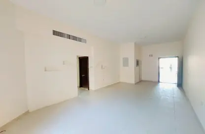 Apartment - 2 Bedrooms - 2 Bathrooms for rent in Al Masoodi - Al Ain