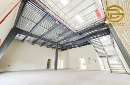 Warehouse - Studio - 1 Bathroom for rent in Al Qusais Industrial Area 1 - Al Qusais Industrial Area - Al Qusais - Dubai
