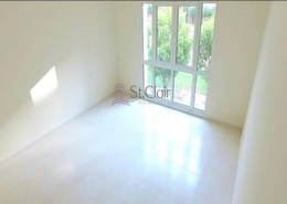 Next to Metro | Vacant | Ground Floor Studio