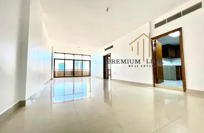 Apartment - 2 Bedrooms - 2 Bathrooms for rent in Hamdan Street - Abu Dhabi