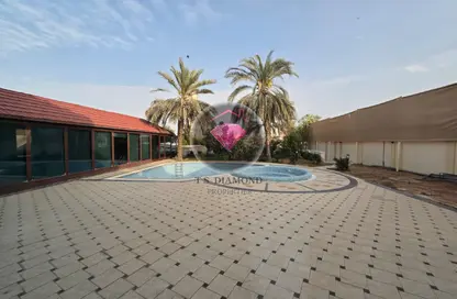 Villa - 5 Bedrooms - 6 Bathrooms for rent in Royal Marina Villas - Marina Village - Abu Dhabi