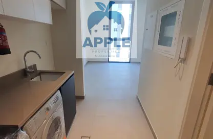 Apartment - Studio - 1 Bathroom for rent in East Village - Aljada - Sharjah