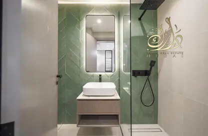 شقة - 2 غرف نوم - 3 حمامات للبيع في الأمل تاور - مدينة دبي الرياضية - دبي
