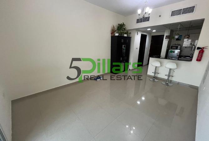 15912501 - Property Image 2