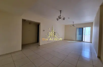 شقة - غرفة نوم - 2 حمامات للايجار في الحفيت تاور 6 - النهدة - الشارقة