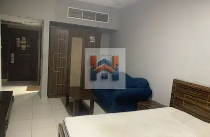 شقة - 1 حمام للايجار في مساكن كورنيش عجمان - طريق كورنيش عجمان - عجمان
