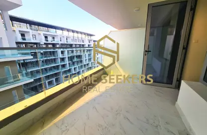 Apartment - 2 Bedrooms - 3 Bathrooms for sale in Oasis Residences - Masdar City - Abu Dhabi