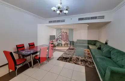 صورة لـ غرفة المعيشة / غرفة الطعام شقة - غرفة نوم - 2 حمامات للايجار في برج سونيا - شارع شيخ خليفة بن زايد - عجمان ، صورة رقم 1