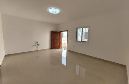 شقة - 1 حمام للايجار في العامريه - الجيمي - العين