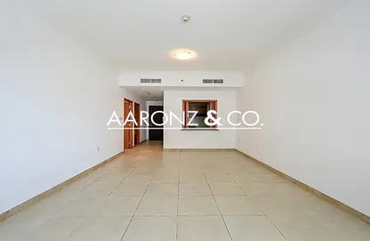 Apartment - 1 Bedroom - 2 Bathrooms for rent in MAG 218 - Dubai Marina - Dubai
