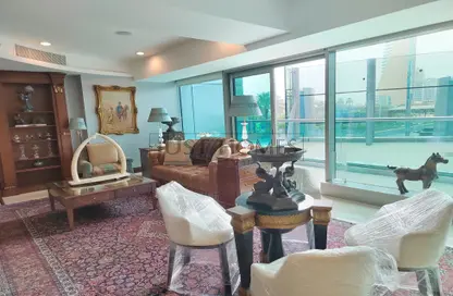 صورة لـ غرفة المعيشة شقة - 2 غرف نوم - 3 حمامات للايجار في جميرا ليفين - برج التجارة العالمي السكني - المركز المالي العالمي - دبي ، صورة رقم 1