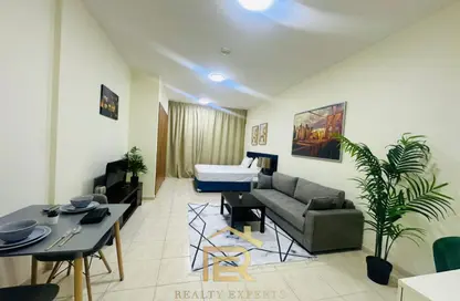 Apartment - Studio - 1 Bathroom for rent in Skycourts Tower F - Skycourts Towers - Dubai Land Residence Complex - Dubai Land - Dubai Apartment - Studio - 1 Bathroom for rent in Skycourts Tower F - Skycourts Towers - Dubai Land Residence Complex - Dubai Land - Dubai