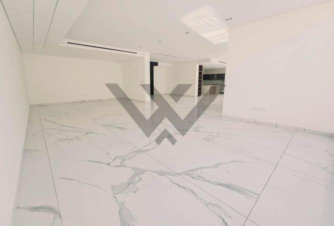 15239300 - Property Image 3