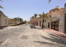 Villa - 3 bedrooms - 4 bathrooms for rent in Mushrif Gardens - Al Mushrif - Abu Dhabi