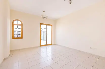 شقة - غرفة نوم - 1 حمام للايجار في اي سي 1- اماراتي - 10 - طراز إماراتي - المدينة الدولية - دبي