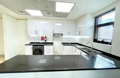 شقة - غرفة نوم - 2 حمامات للايجار في مبنى النوخاذة - الجداف - دبي شقة - غرفة نوم - 2 حمامات للايجار في مبنى النوخاذة - الجداف - دبي