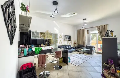 Apartment - 2 Bedrooms - 3 Bathrooms for rent in Dickens Circus 2 - Dickens Circus - Motor City - Dubai