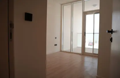 Apartment - 1 Bedroom - 1 Bathroom for rent in Rukan Tower B - Rukan Tower - Dubai Land - Dubai
