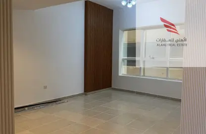 Apartment - 2 Bedrooms - 2 Bathrooms for rent in Al Jurf 2 - Al Jurf - Ajman Downtown - Ajman