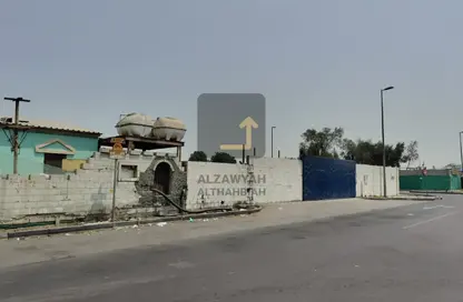 أرض - استوديو للبيع في المنطقة الصناعية رقم 10 - المنطقة الصناعية بالشارقة - الشارقة