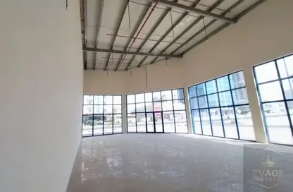 Shop - Studio - 1 Bathroom for rent in Al Rashidiya 1 - Al Rashidiya - Ajman