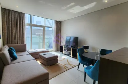 شقة - 2 غرف نوم - 1 حمام للايجار في حافة الخليج - الخليج التجاري - دبي