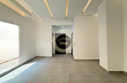 شقة - 1 حمام للايجار في شارع المطار - أبوظبي شقة - 1 حمام للايجار في شارع المطار - أبوظبي