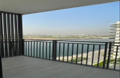 Apartment - Studio - 1 Bathroom for rent in Waters Edge - Yas Island - Abu Dhabi