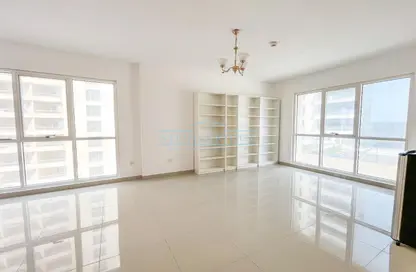 Apartment - 1 Bedroom - 2 Bathrooms for rent in Lakeside Tower D - Lakeside Residence - Dubai Production City (IMPZ) - Dubai