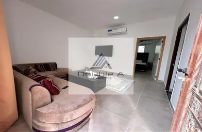 Living Room image for: Apartment - 1 Bedroom - 2 Bathrooms for rent in Madinat Al Riyad - Abu Dhabi, Image 1