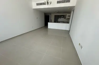 شقة - 2 غرف نوم - 2 حمامات للايجار في برج أونتاريو - الخليج التجاري - دبي