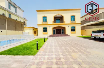 Villa - 5 Bedrooms - 6 Bathrooms for rent in Al Quoz 2 - Al Quoz - Dubai