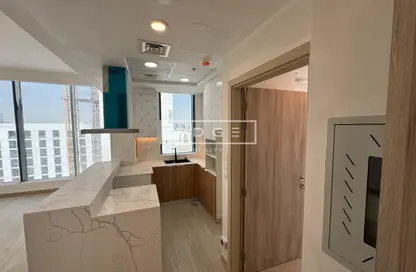 Apartment - 1 Bedroom - 2 Bathrooms for sale in The East Crest by Meteora - Jumeirah Village Circle - Dubai
